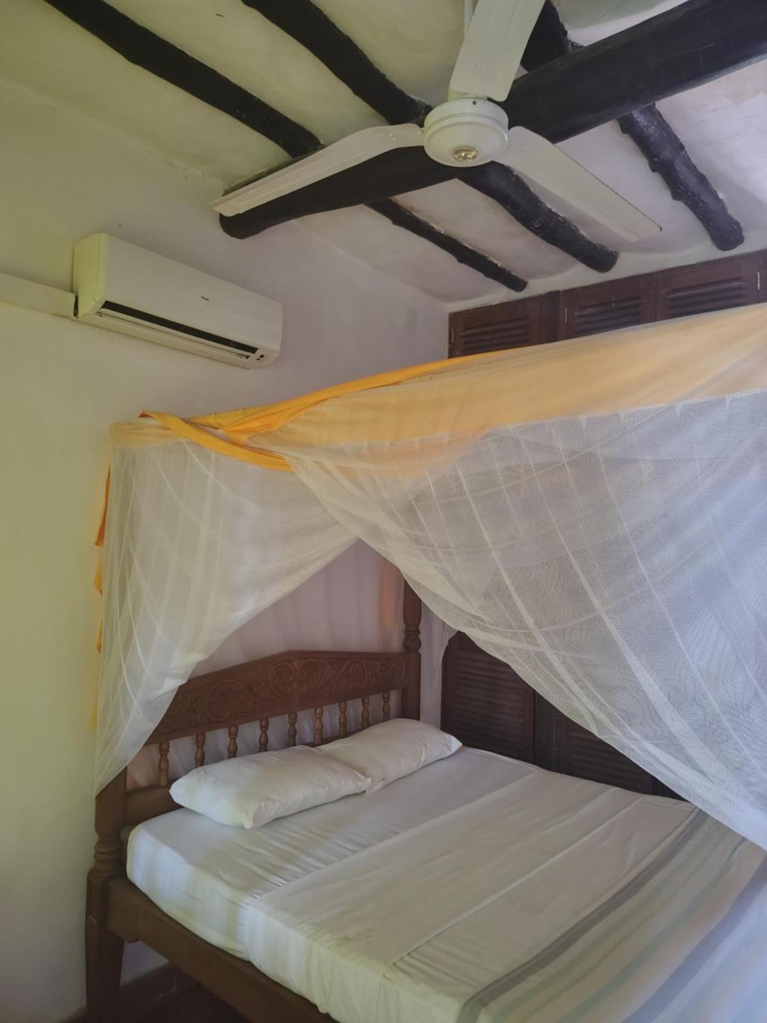 Mangro Hotel Diani Beach Eksteriør billede