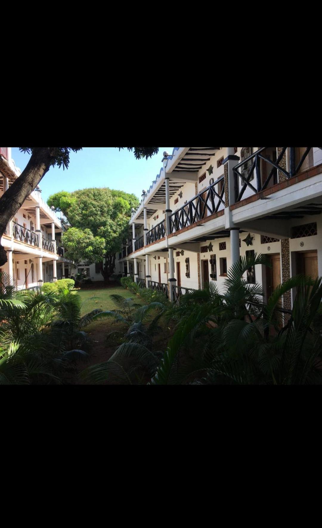 Mangro Hotel Diani Beach Eksteriør billede